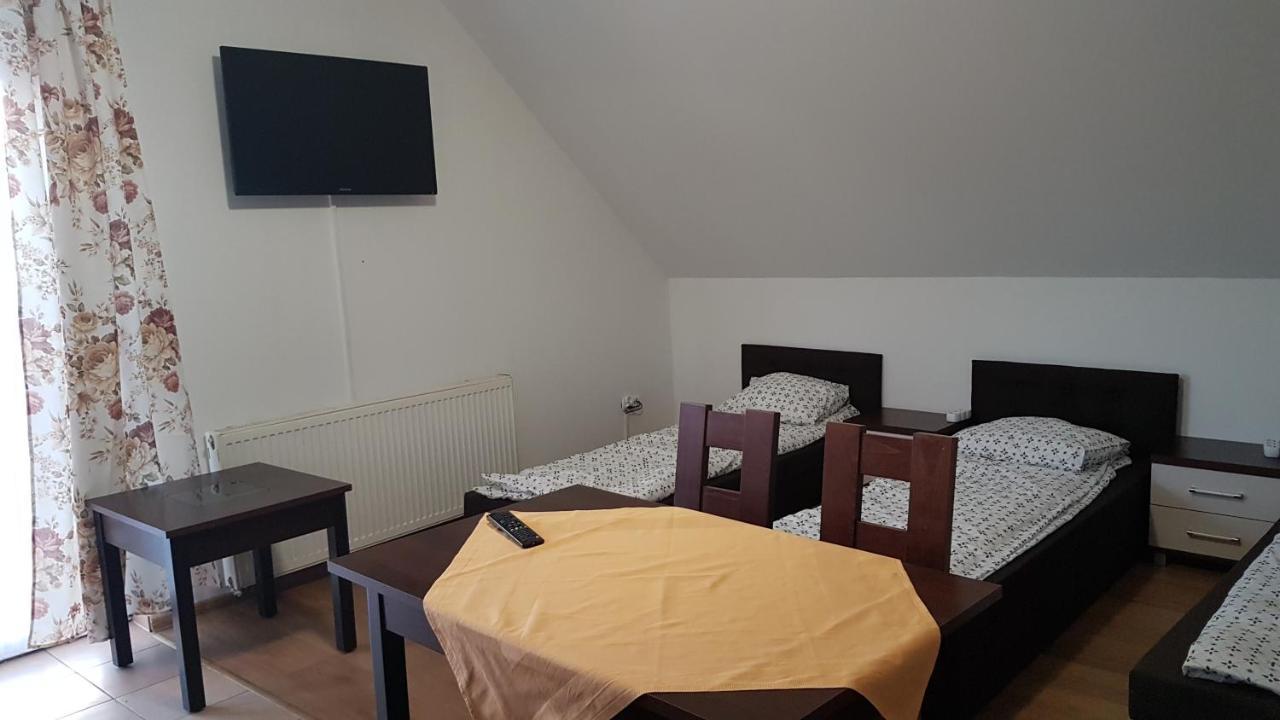 E&s_ Apartment Milicz