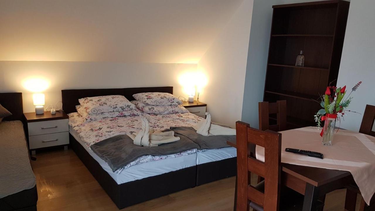 E&s_ Apartment *